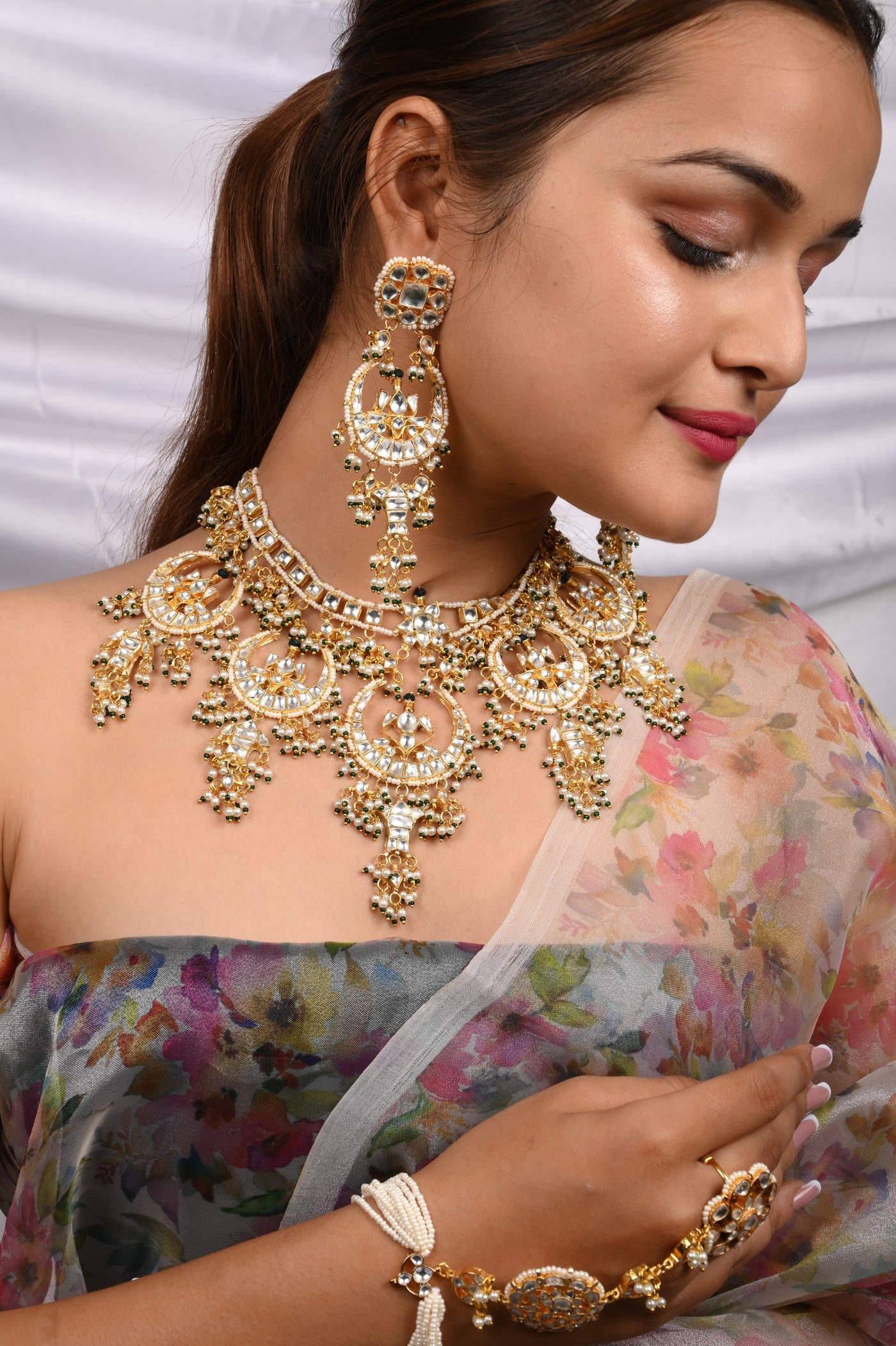 Gold Plated Kundan Necklace With Earrings