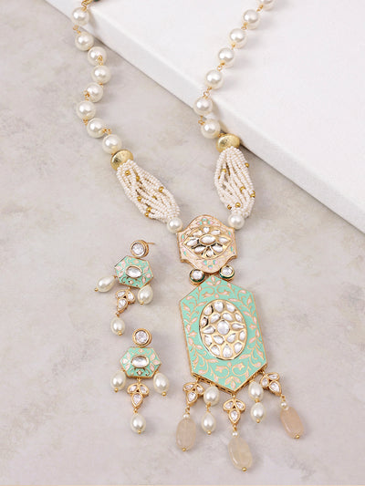 Green Enamelled And White Pearl Necklace Set